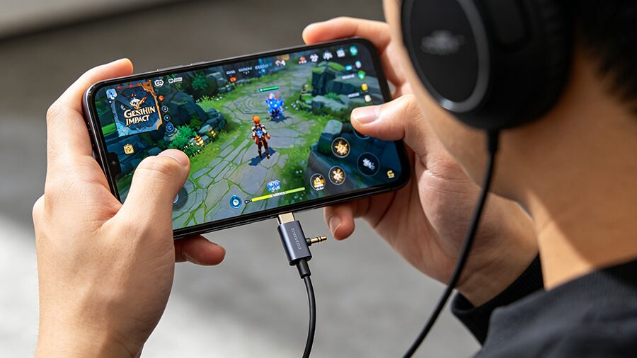 USB-C to 3.5mm adapter